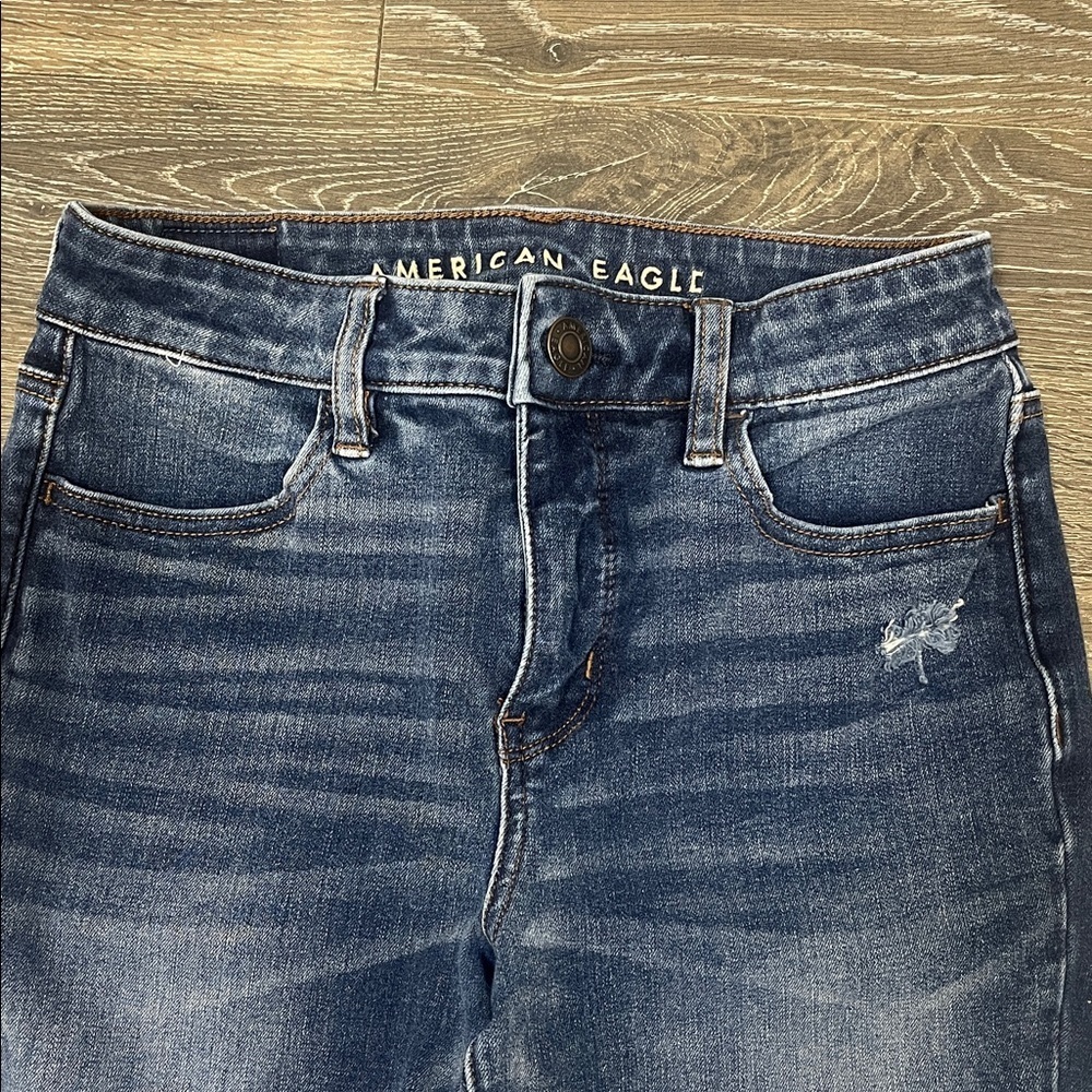 American Eagle The Dream Jean Hi-Rise Jegging size 2 - Picture 4 of 7